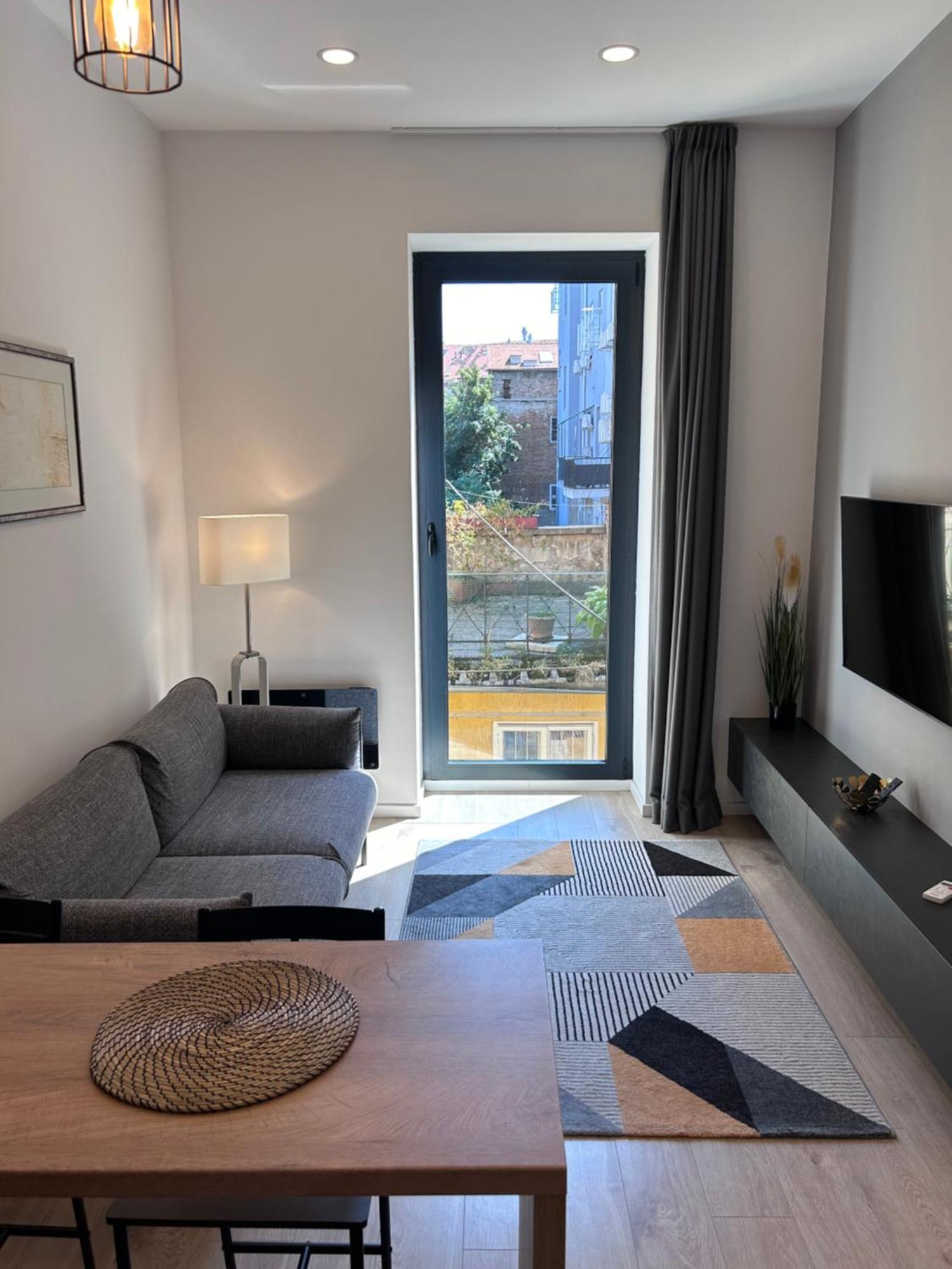 Downtown Excelsior Apartment Загреб Екстериор снимка